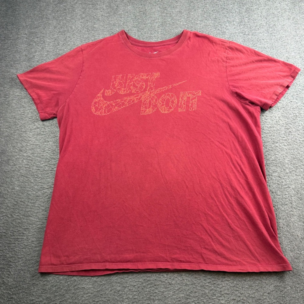 Nike Graphic T-Shirt Men's XL Red Just Do It Geometric Athletic Cut Tee